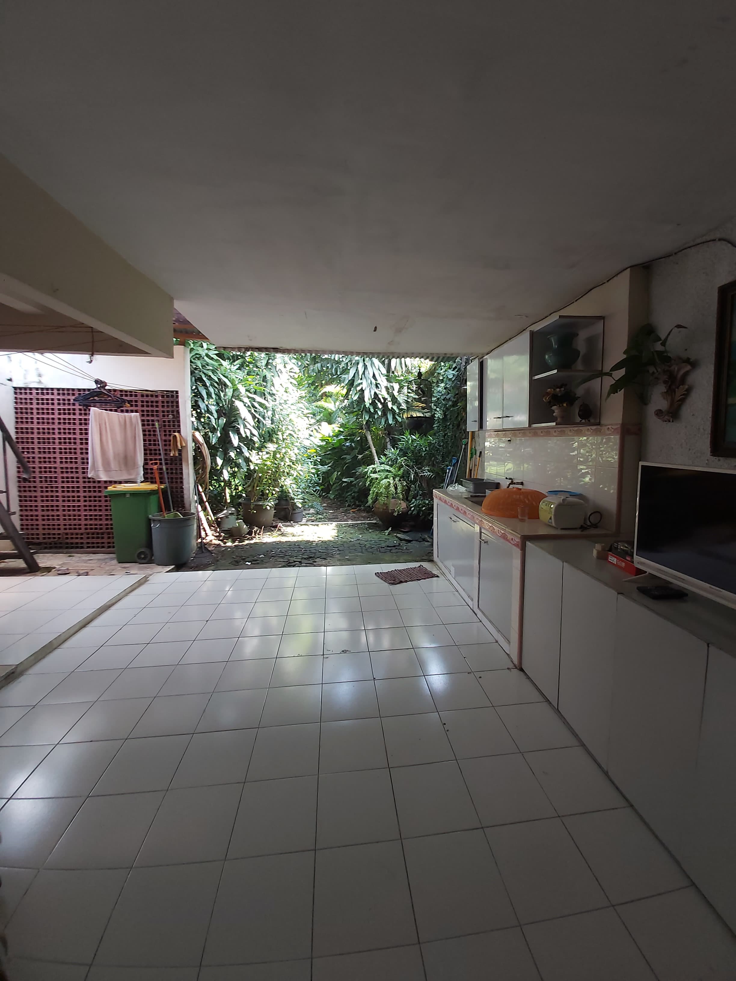 Rumah Asri Dekat Kemang thumbnail 7