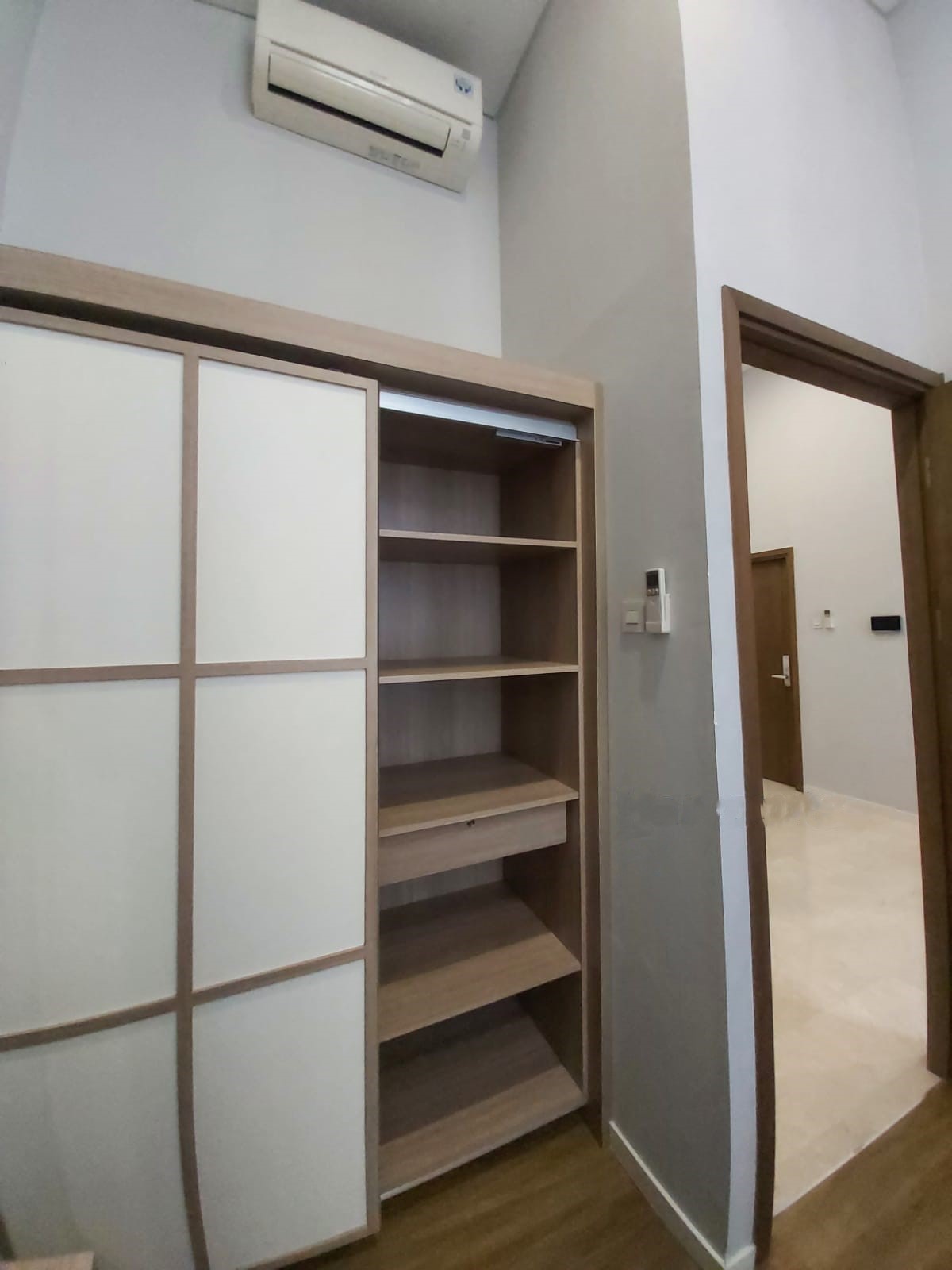 Apartemen 2BR Yukata Suites Alam Sutera thumbnail 9