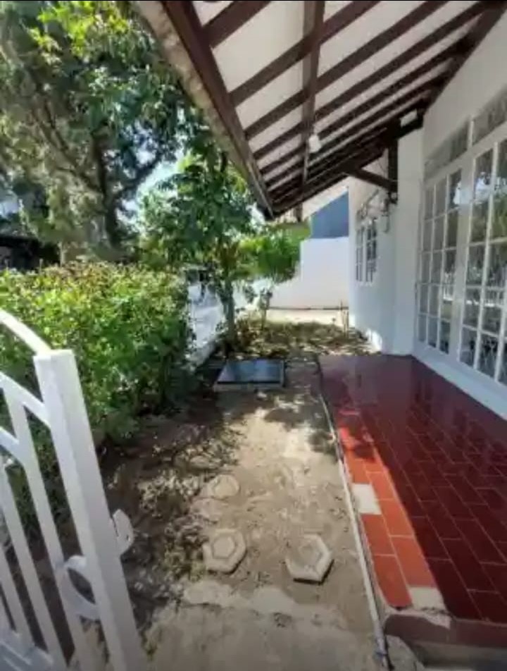 Rumah Acaramik Bandung thumbnail 10
