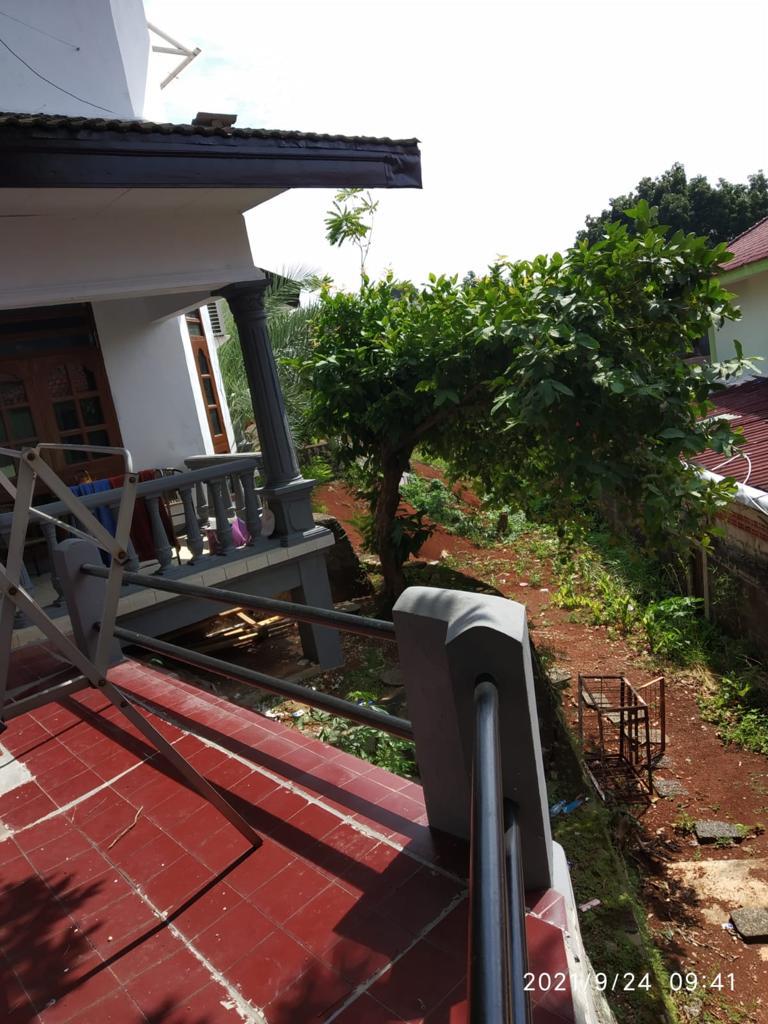 Rumah Jl. Swadaya foto 1