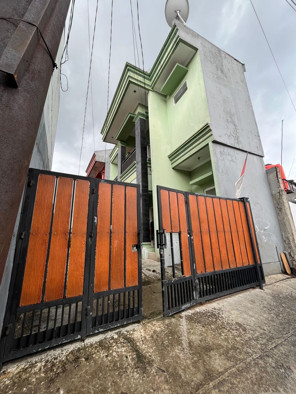 Rumah 2 Lantai Duren Sawit thumbnail 2