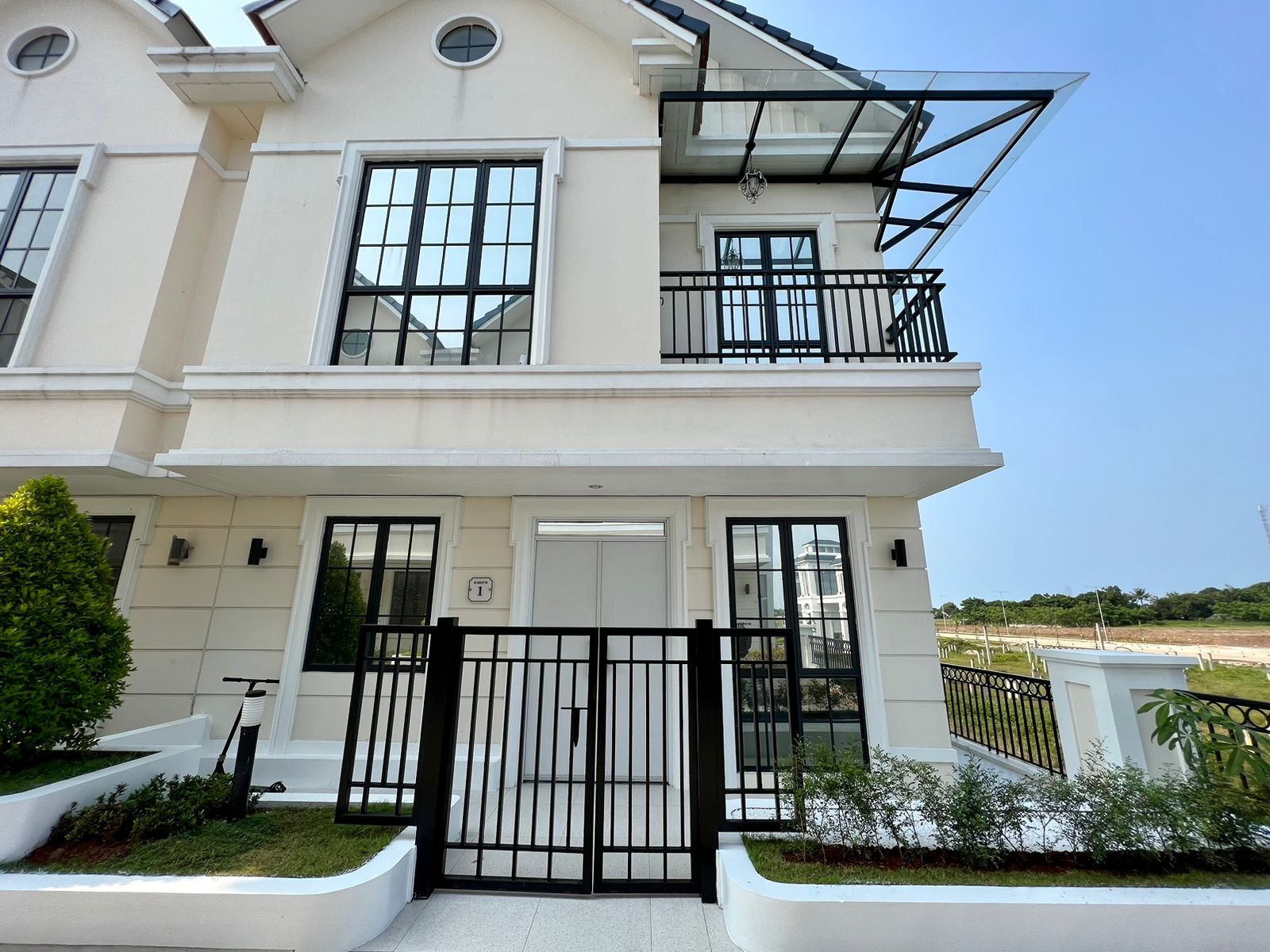 Rumah Lavon 2 Swan City Cluster Scarlet 10 thumbnail 5