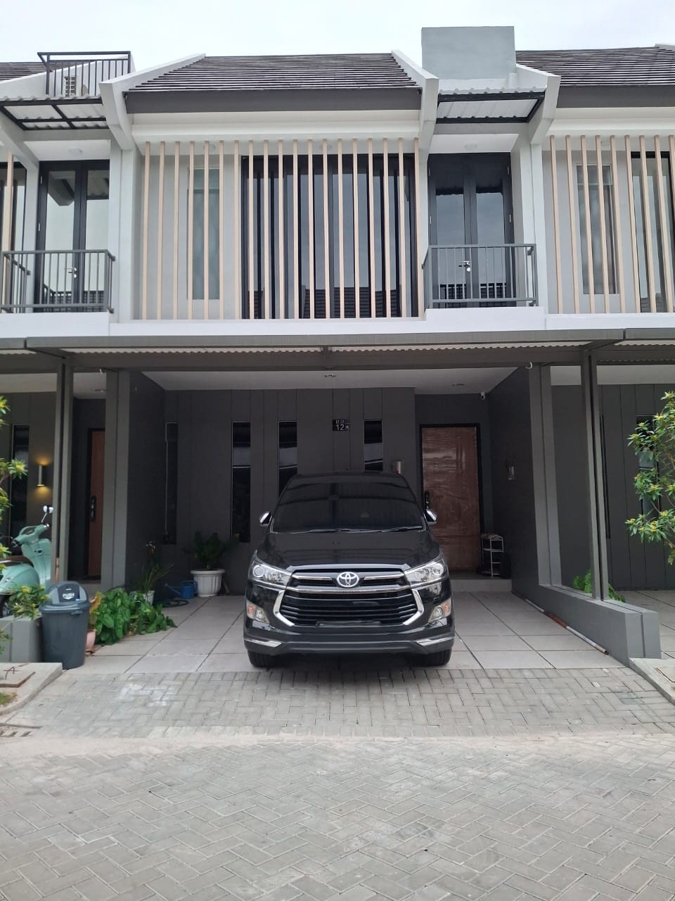 Rumah Z Living Lake Garden EF 28 12 Grand Wisata thumbnail 4