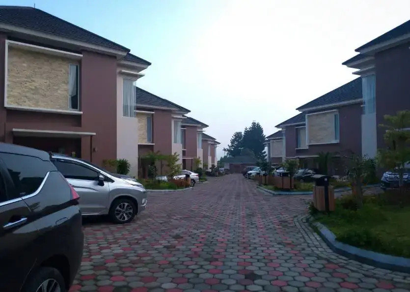 Rumah Hook di Depok thumbnail 2